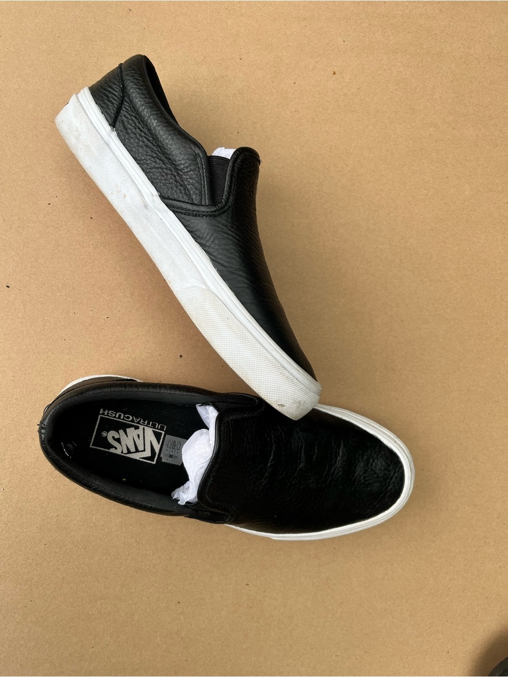 Vans - ultra Cush slip on leather size W9